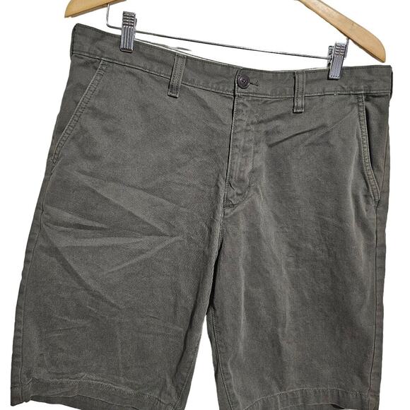 Shorts - Picture 1 of 4